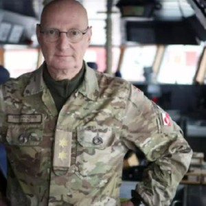 28圈官网-特朗普声称格陵兰岛“到处是中俄船只”，丹麦司令：一艘都没看到